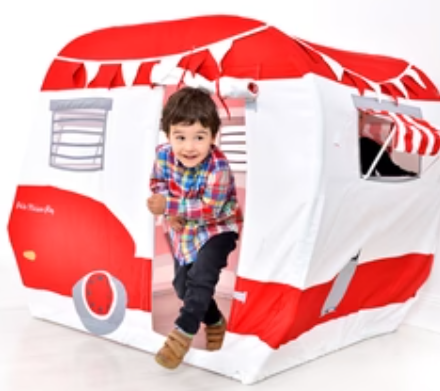Freestanding Pop Up Camper Cubby, Petite Maison