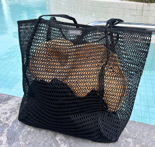 Lightweight Black Beach Bag – Stylish & Spacious Tote by Seaheaven