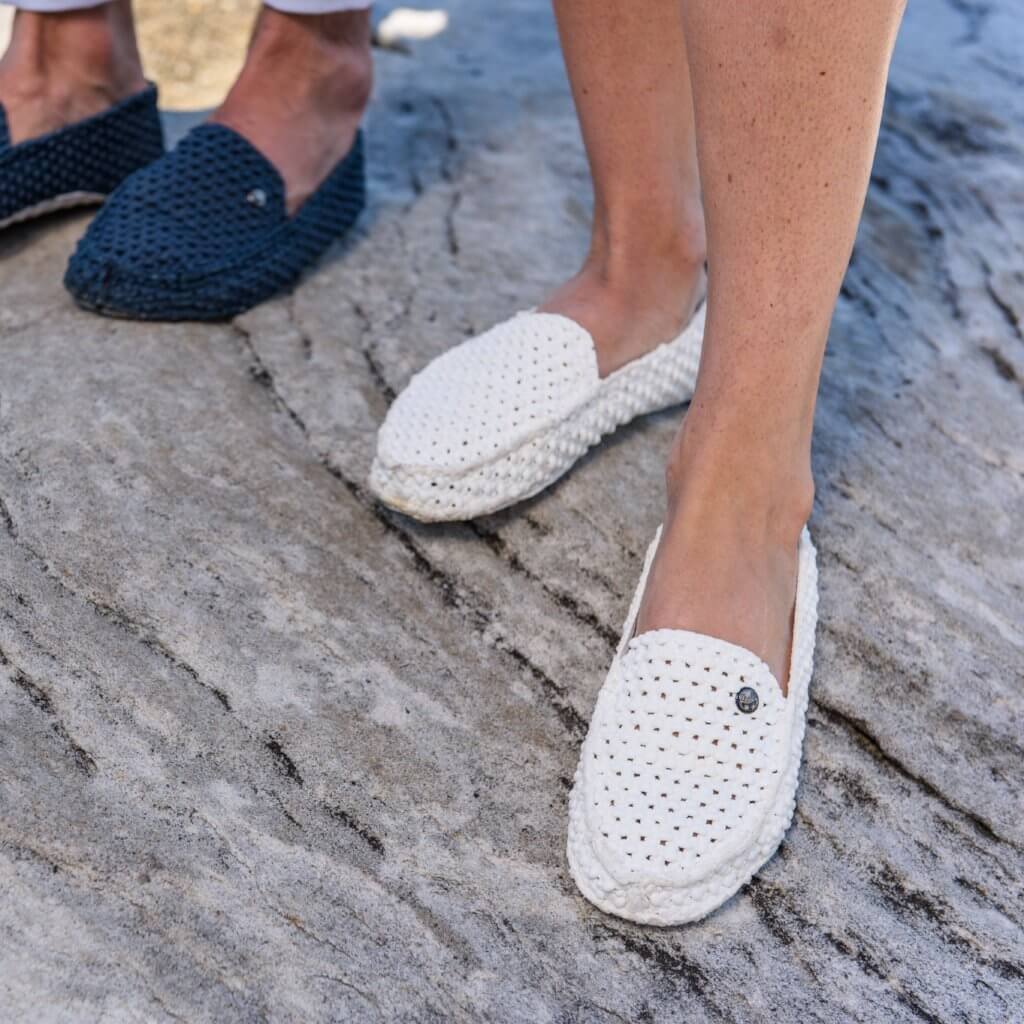 Beach Shoes for men and women white
