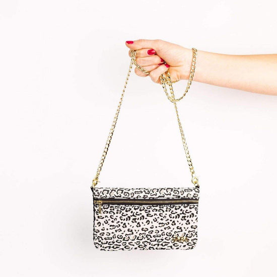 Load image into Gallery viewer, phone running pouch leopard print

